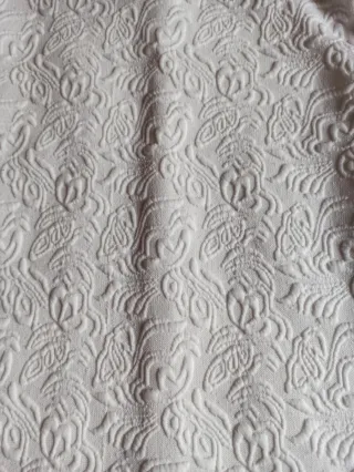 Camiseta Cortefiel blanca manga acampanada