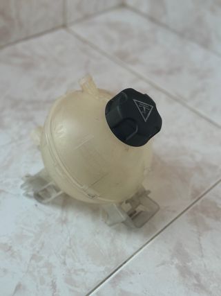 Depósito de agua refrigerante / anticongelante