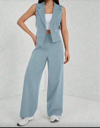 Conjunto chaleco y pantalón ancho