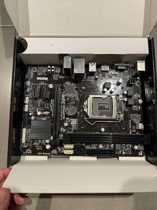 Placa Base Asus H81M-P PLUS LGA 1150