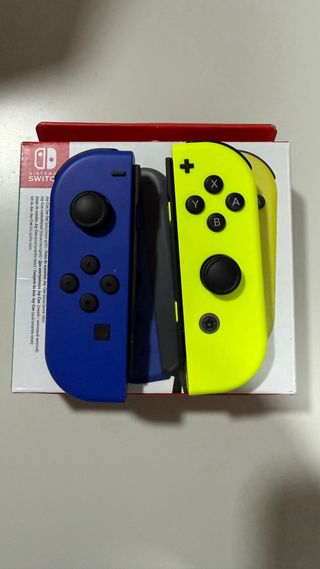 Joy-Con Pair Azul Neón y Amarillo Neón