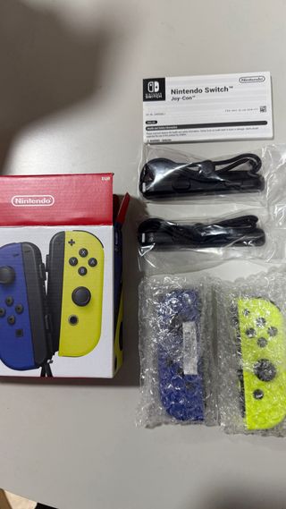 Joy-Con Pair Azul Neón y Amarillo Neón