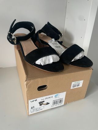 Sandalias tacón piel negras