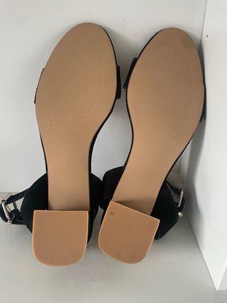 Sandalias tacón piel negras