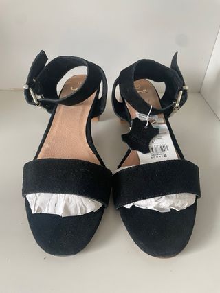 Sandalias tacón piel negras