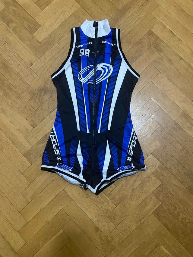 Mono deportivo. Talla S