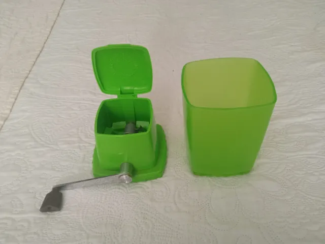 Tritatutto antico Swing-A-Way per ghiaccio