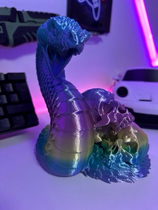 Soporte Mando PS5 Serpiente Arcoíris