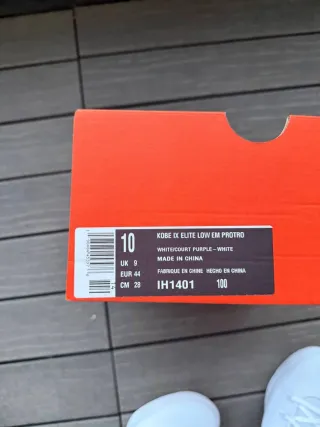 Nike Kobe Protro Morado Blanco