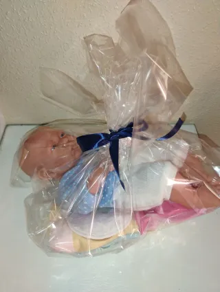 Muñeco bebé con ropita