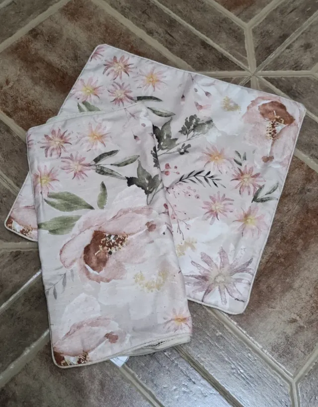 Pack 2 fundas cojín florales beige y rosa