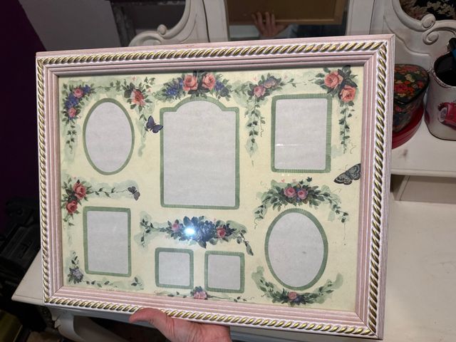 Cornice multipla per foto da parete