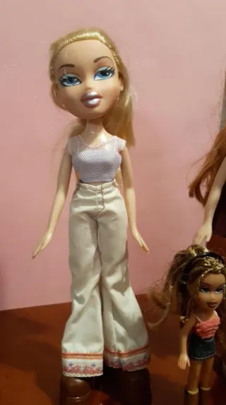 6 Bambole Bratz e Accessori