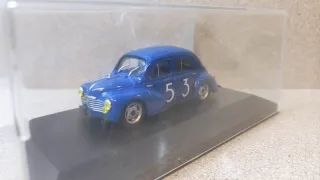 Renault 4/4, auto in miniatura collezione scala 1:43