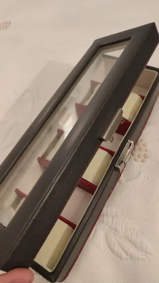 Joyero para Relojes Negro y Rojo