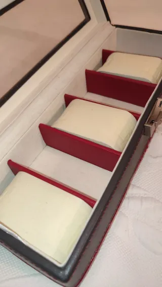 Joyero para Relojes Negro y Rojo