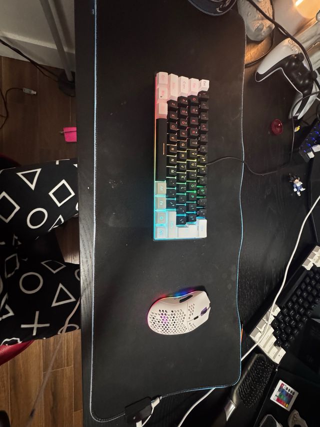 Pack Teclado, Ratón y Alfombrilla Gaming