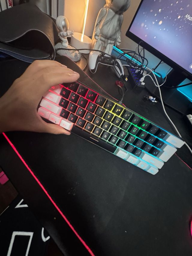 Pack Teclado, Ratón y Alfombrilla Gaming