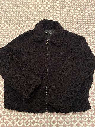Chaquetón borreguito Zara negro