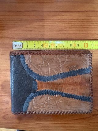 Cartera de piel cocodrilo