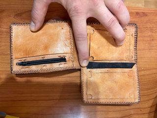 Cartera de piel cocodrilo