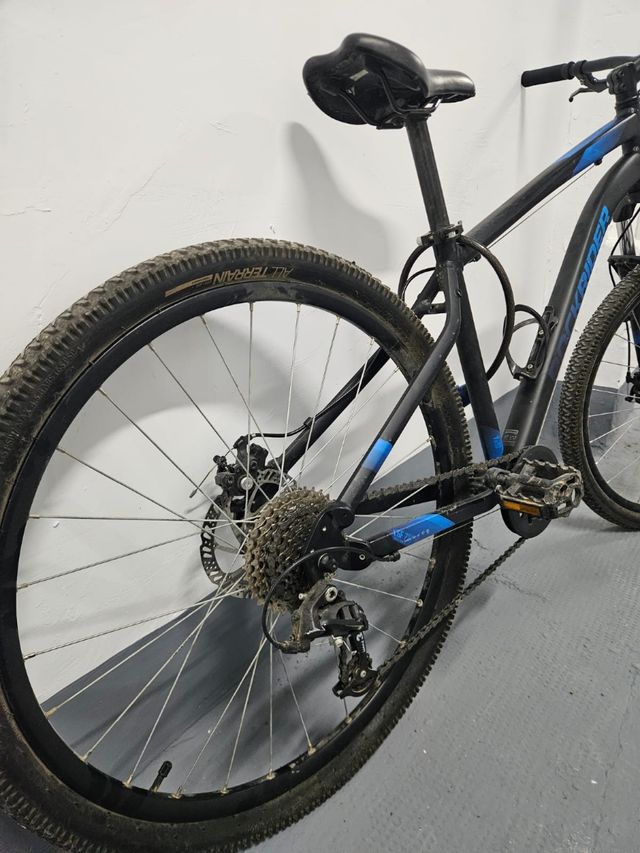 Bicicleta de montaña con marchas