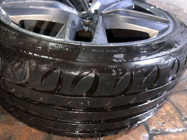 Llantas R18 VW R / Seat León Cupra R con neumatico