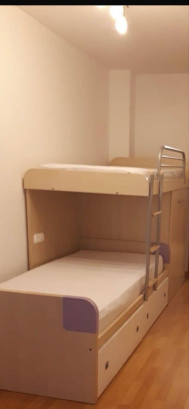 Litera con armarios y cajones