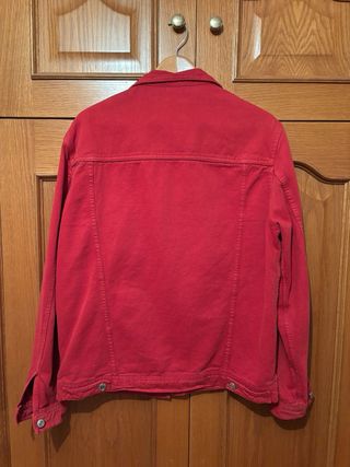 Dos cazadoras vaqueras Zara