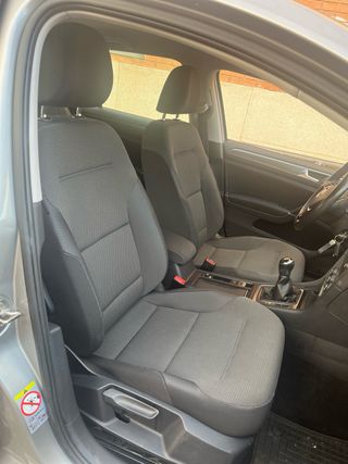 Volkswagen Golf VII NAVI 83000km