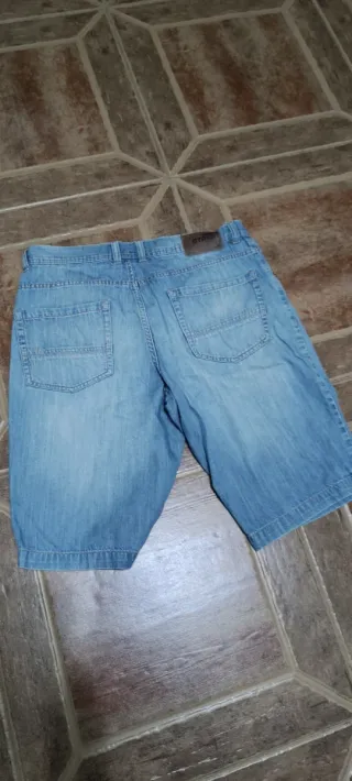 Pantalón corto vaquero hombre