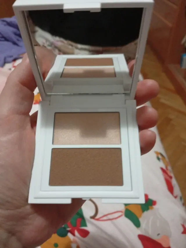 Iluminador Kiko Milano Beige y Marrón