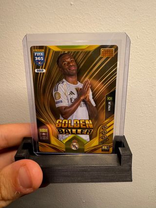 Carta da collezione Vini Jr Golden Baller Panini FIFA 365