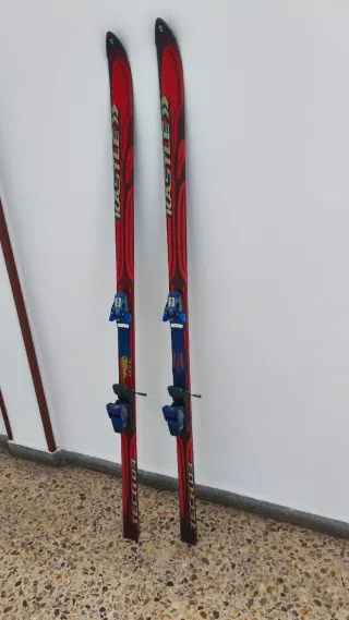 Esquís KASTLE TECH 03