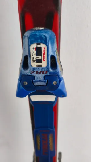 Esquís KASTLE TECH 03