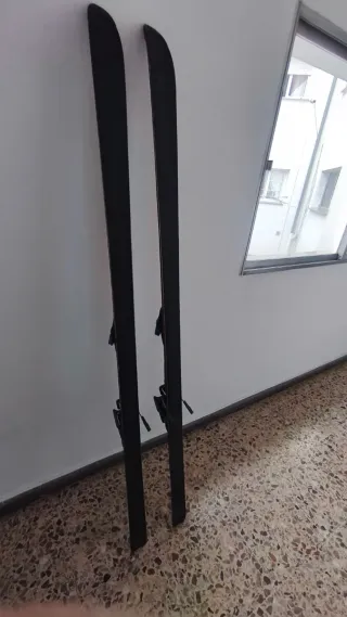 Esquís KASTLE TECH 03