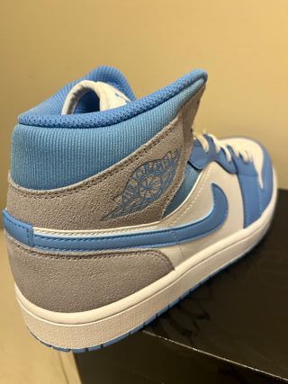 Zapatillas Nike Air Jordan 1 Mid SE