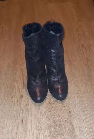 Stivaletti neri vera pelle scintillanti