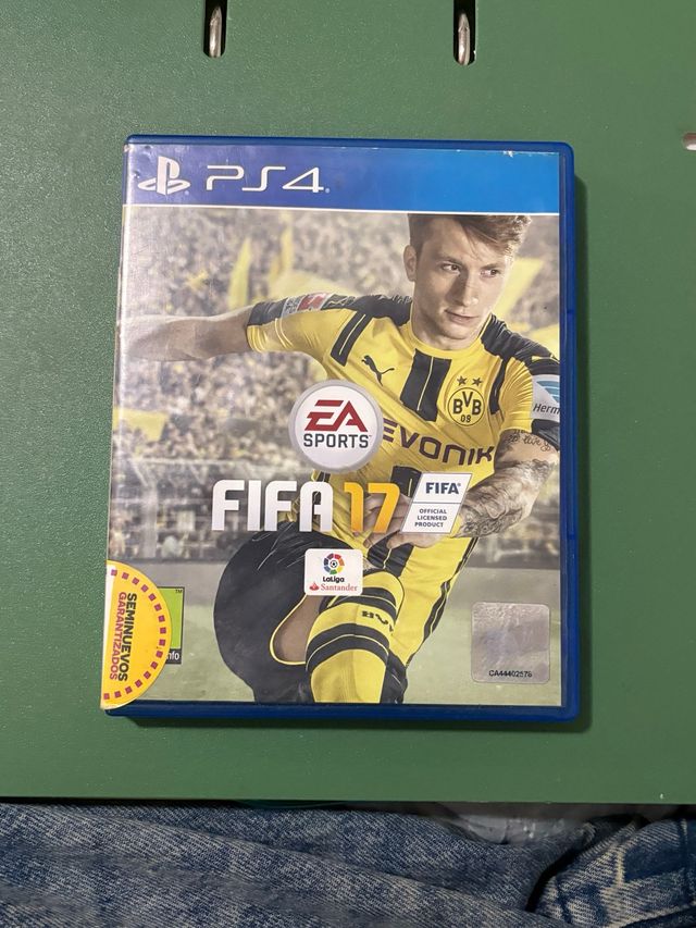 FIFA 17 PS4 (PlayStation 4)