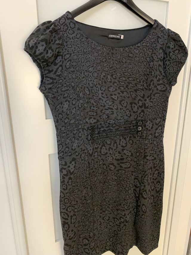 Vestido estampado animal gris