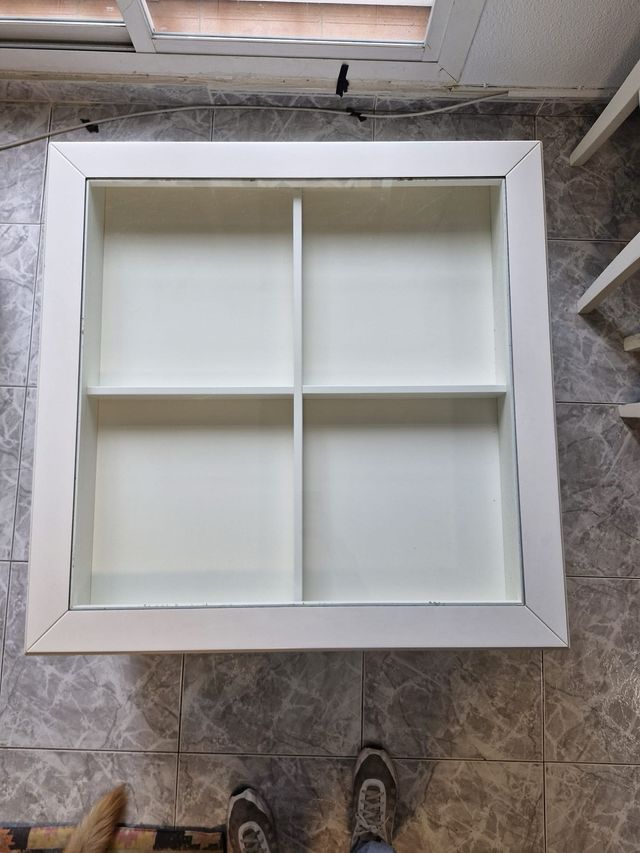 Mesa de centro de cristal y madera