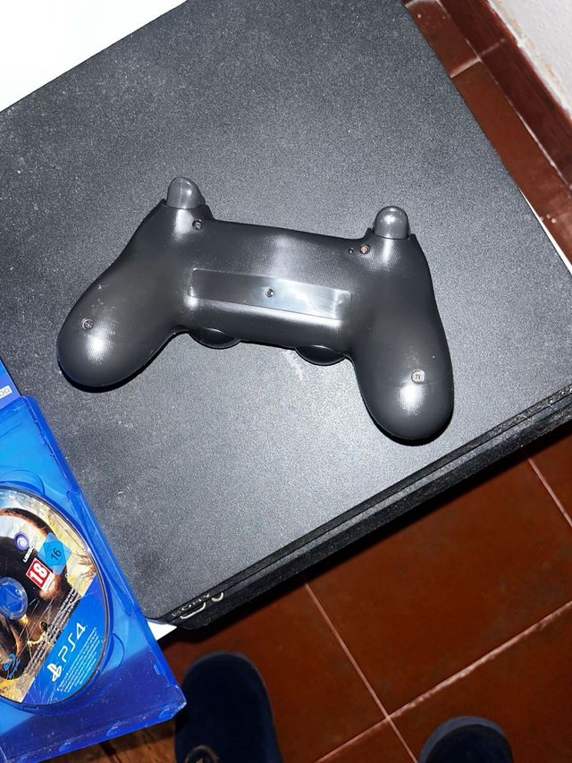 Console PS4 Nera