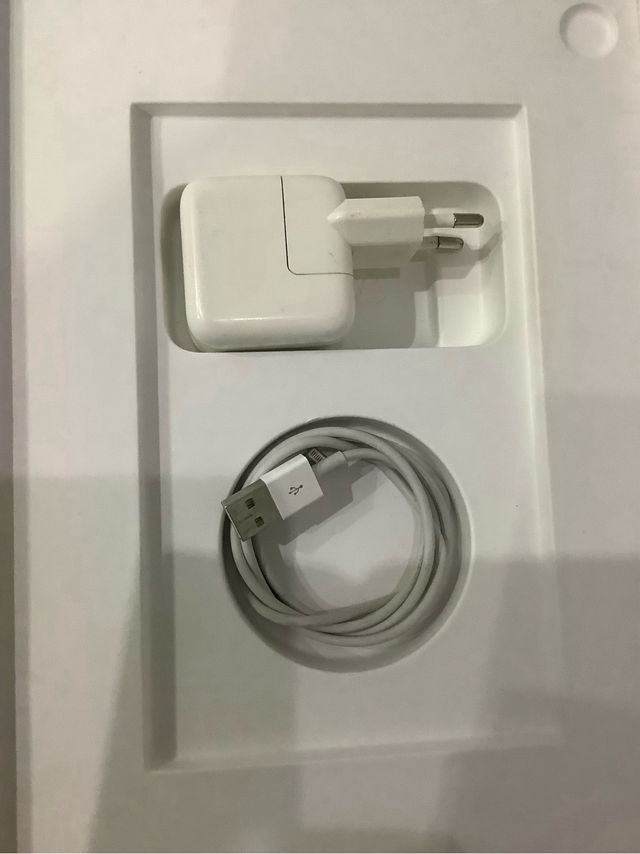 Apple iPad 7ª Gen Space Gray.(Ver detalles)