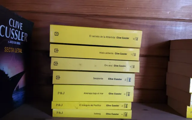 Iceberg (Dirk Pitt 2) (Spanish Edition)