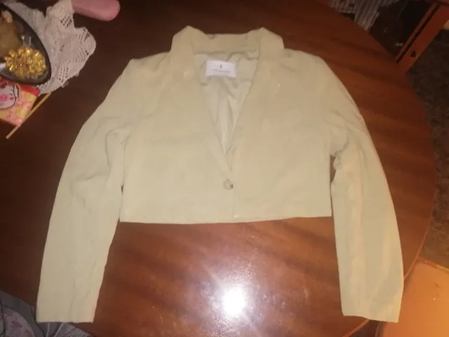 Blazer y pantalon Stradivarius oliva crop