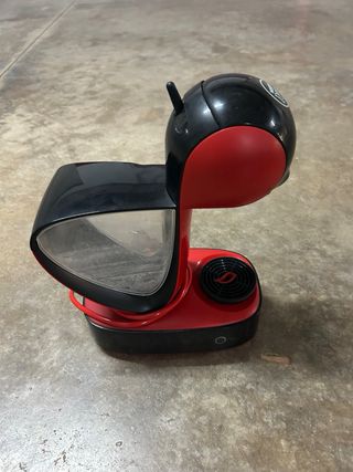 Macchina da caffè Dolce Gusto DeLonghi rossa