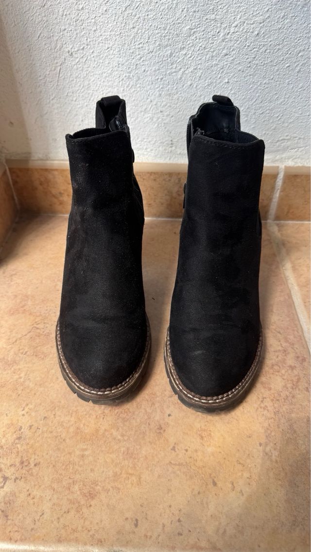 Botines negros tacón - 37