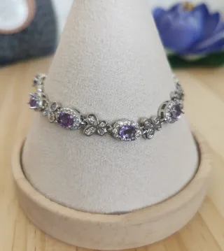 Pulsera Amatista Natural y Mariposa.