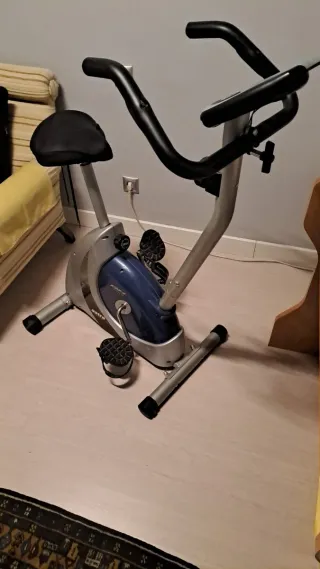 Bicicleta Estática BH Fitness Astra