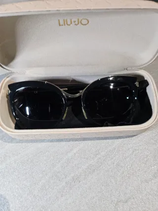 Occhiali da sole Liu Jo neri e oro